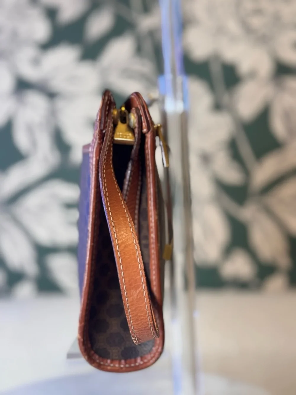 Celine Authentic Brown Patterned Wristlet  with Tan Leather Trim EUC - Picture 5 of 12